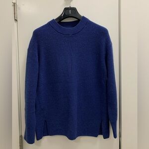 Lululemon Merino Wool blended Blue Sweater women’s 8